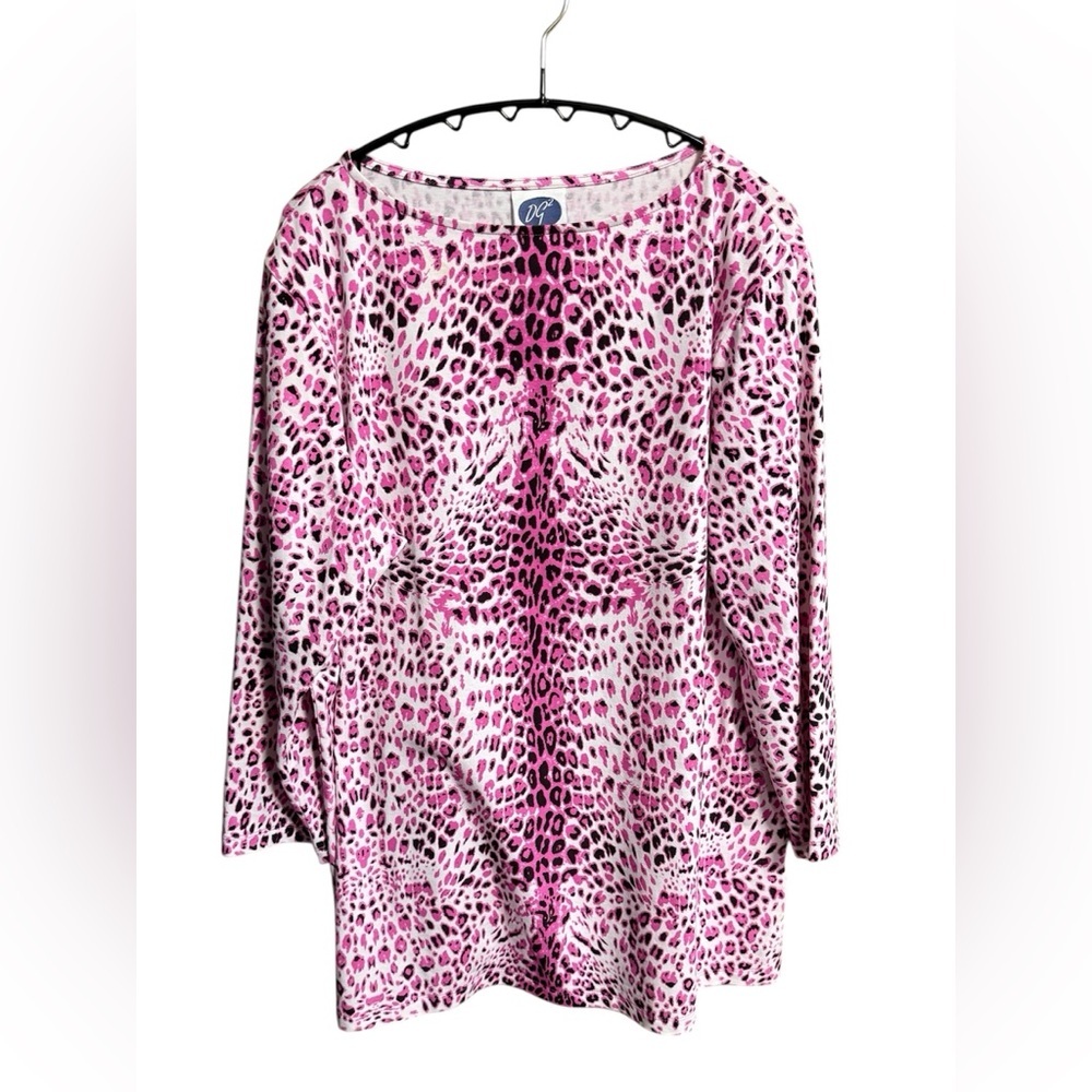 DG2 by Diane Gilman Pink Leopard Print Long Sleeve Blouse 2 Blouses